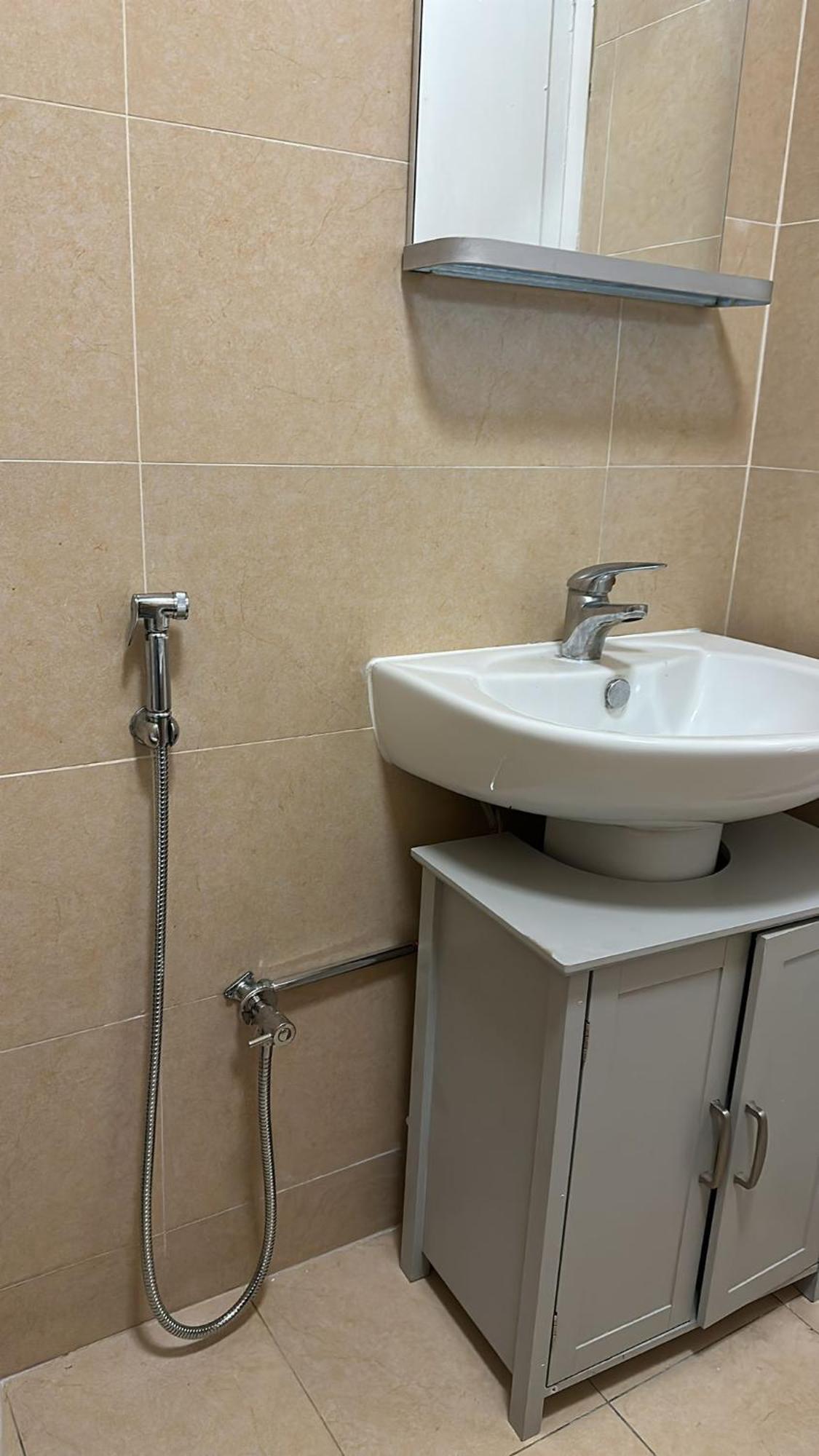 11 Dudley Court Apartment