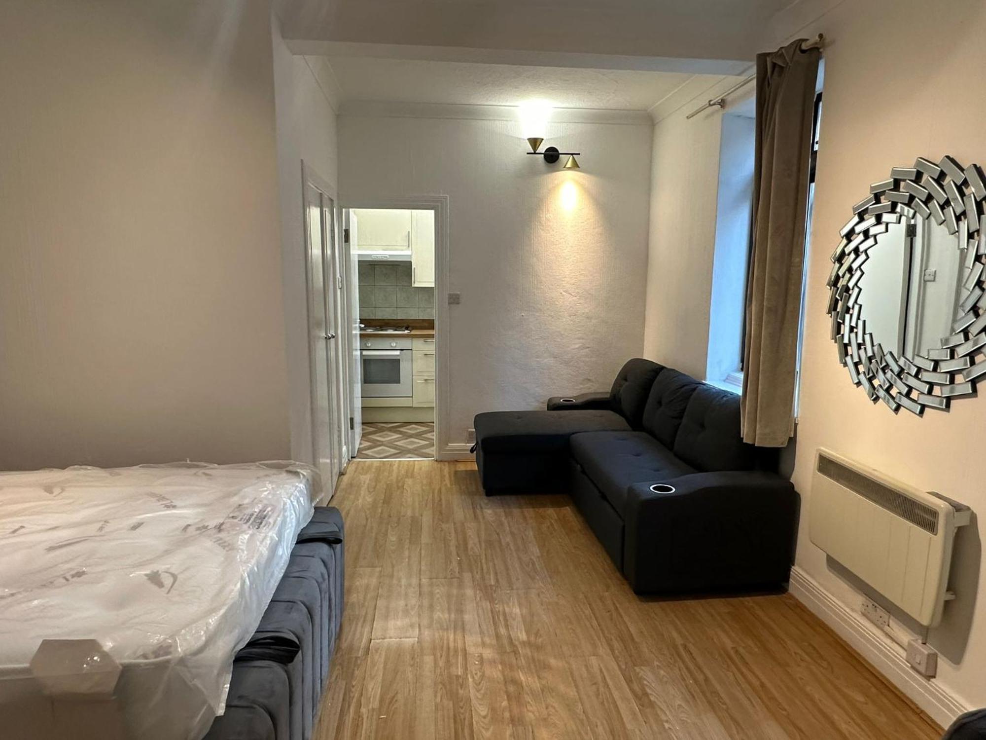 11 Dudley Court Apartment